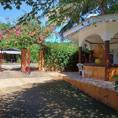 E&N Paradise Island Resort Siquijor Exterior photo
