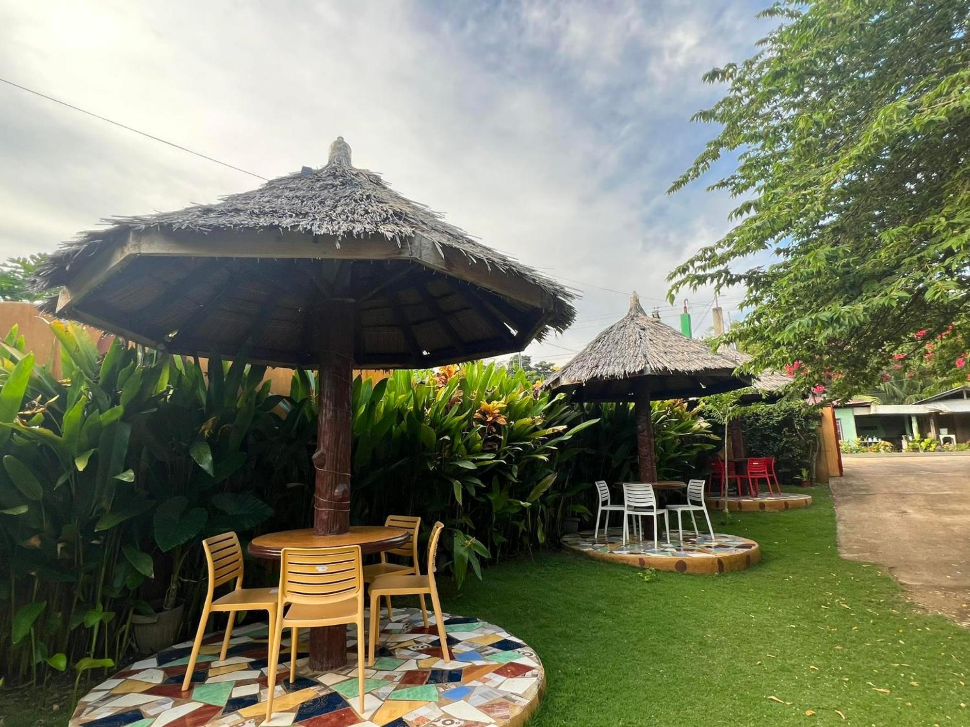 E&N Paradise Island Resort Siquijor Exterior photo
