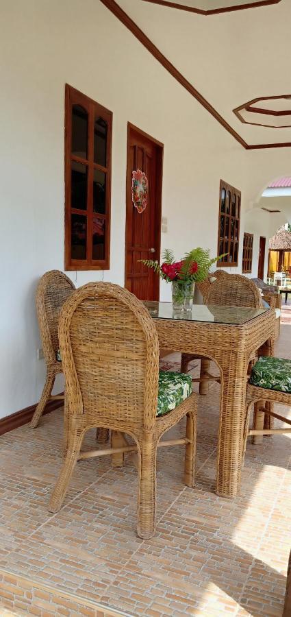 E&N Paradise Island Resort Siquijor Exterior photo
